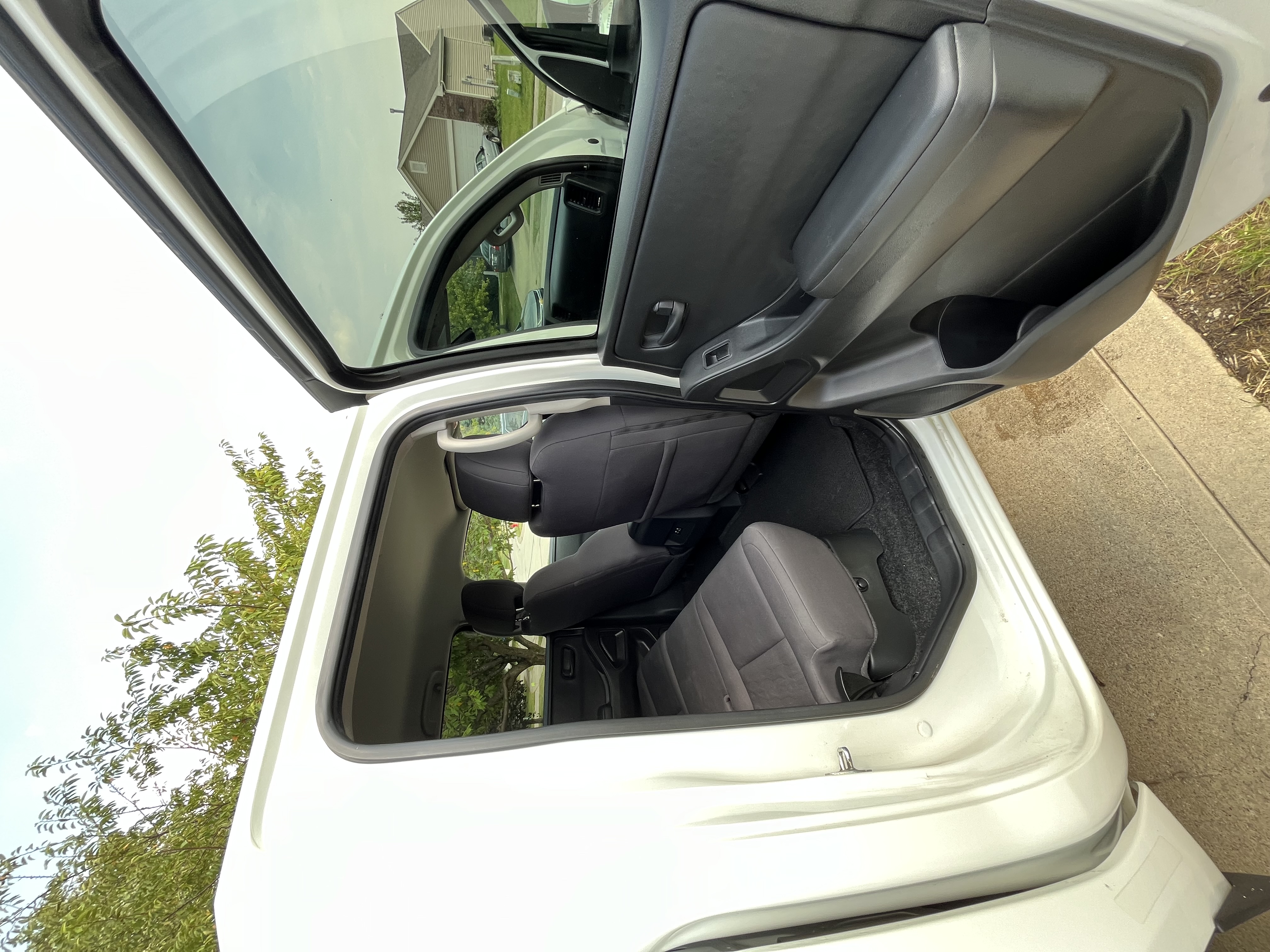 Used 2022 Nissan Frontier S w/ Technology Package AWD/4WD image 17