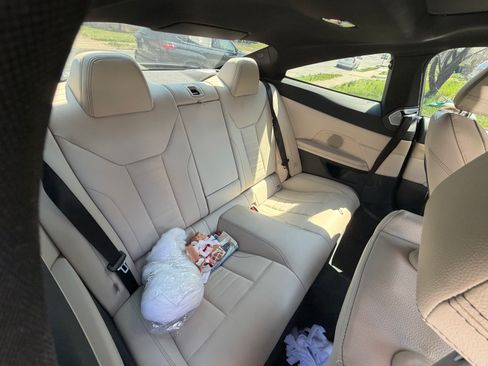 Used 2021 BMW 430i Coupe w/ Premium Package image 10