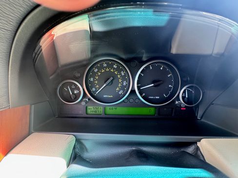 Used 2008 Land Rover Range Rover HSE image 4