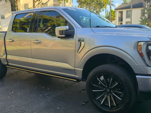 Used 2021 Ford F150 Limited image 2