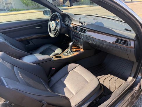 Used 2008 BMW 335i Convertible image 15