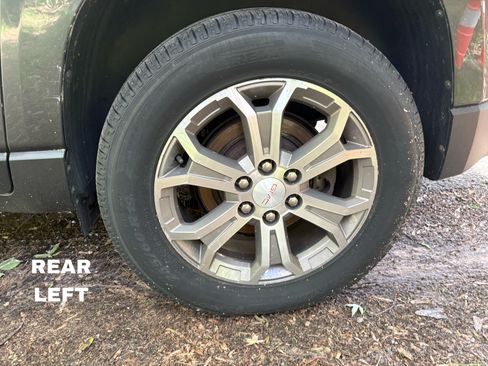 Used 2014 GMC Acadia SLT AWD/4WD image 9