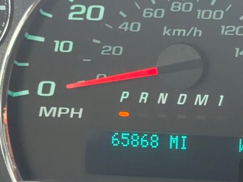 Used 2017 GMC Savana 2500 RWD image 19