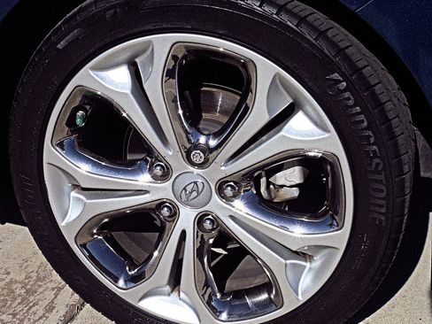 Used 2015 Hyundai Elantra GT w/ Option Group 02 image 20