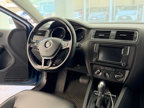 Used 2017 Volkswagen Jetta SE FWD image 20