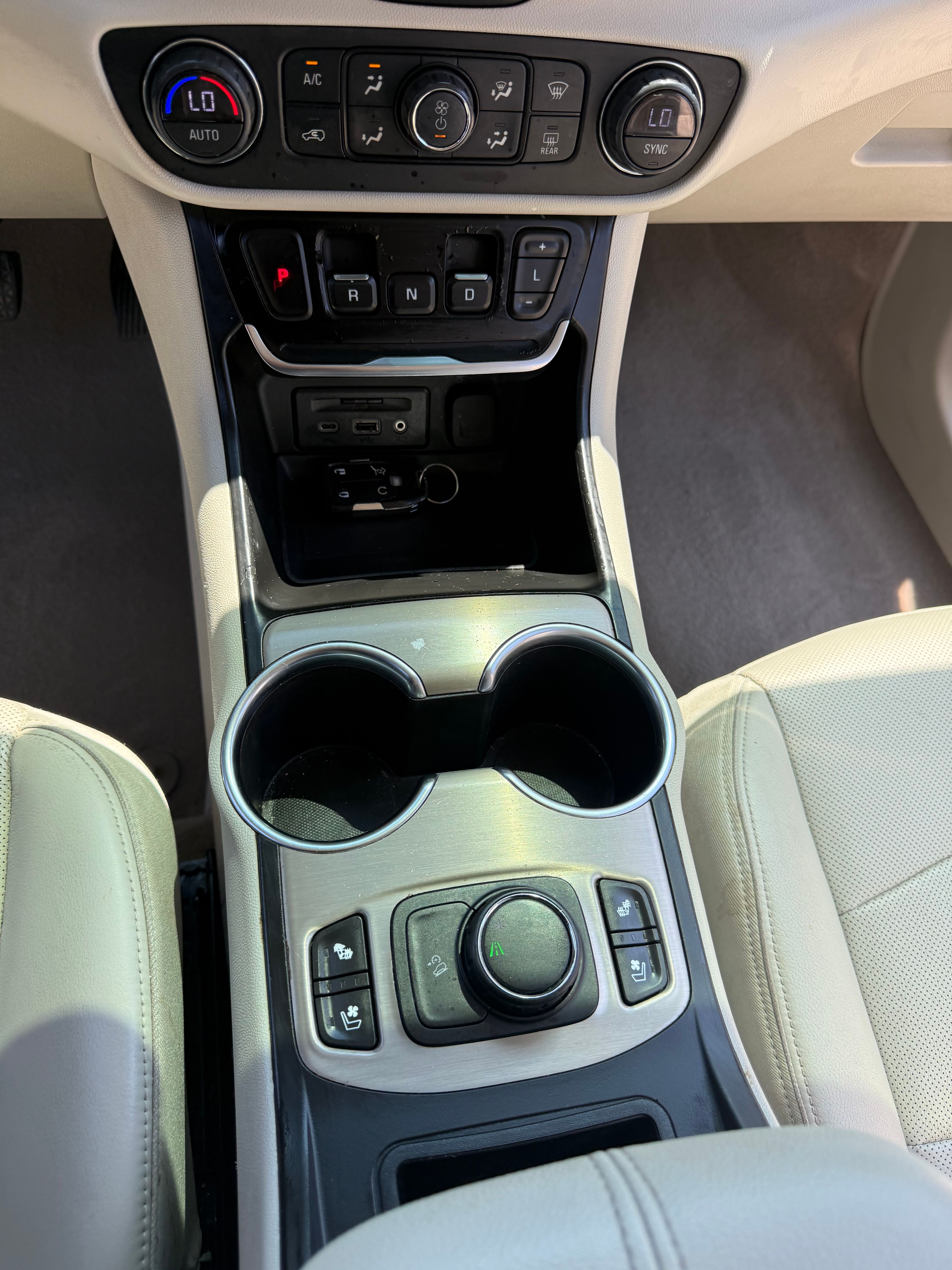 Used 2019 GMC Terrain Denali w/ Comfort Package FWD image 16