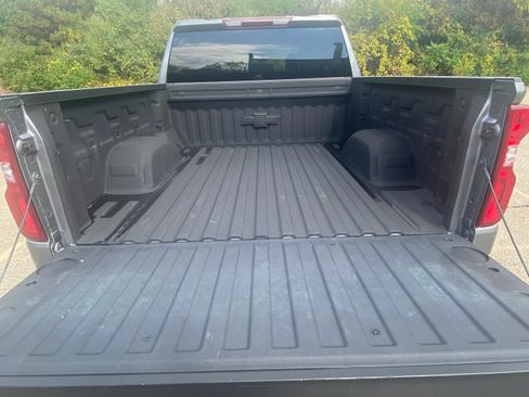 Used 2021 Chevrolet Silverado 1500 RST image 12