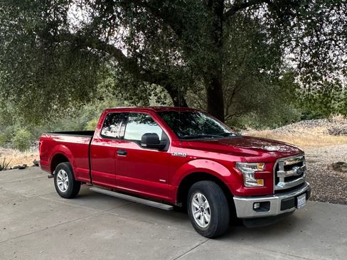 Used 2016 Ford F150 XLT w/ Equipment Group 301A Mid RWD image 1