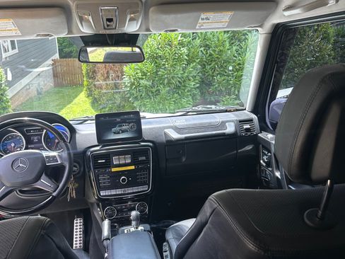 Used 2017 Mercedes-Benz G 550 image 19