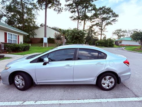 Used 2014 Honda Civic LX image 5