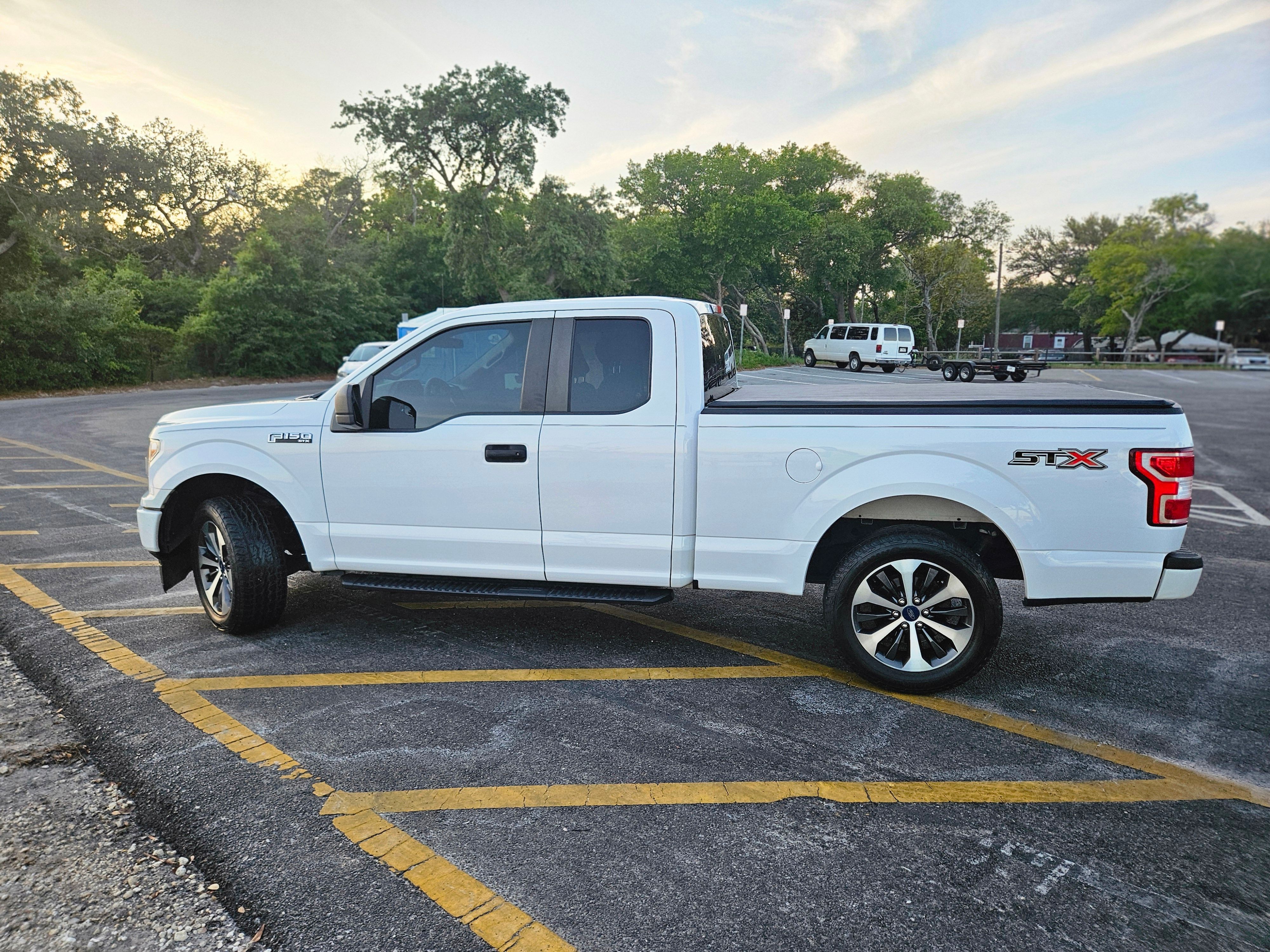 Used 2020 Ford F150 XL w/ Equipment Group 101A Mid RWD image 2
