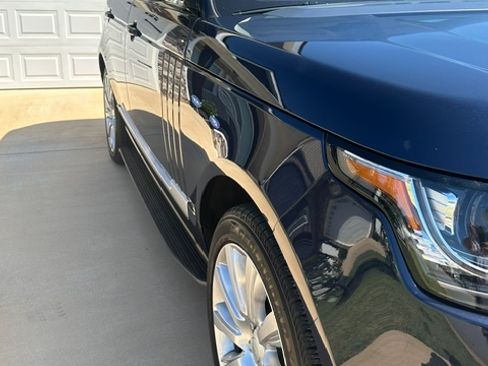 Used 2017 Land Rover Range Rover Supercharged AWD/4WD image 5