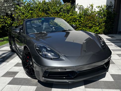 Used 2024 Porsche 718 Boxster GTS image 4