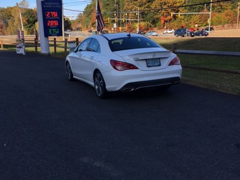 Used 2019 Mercedes-Benz CLA 250 4MATIC image 2