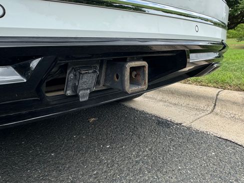 Used 2018 Volkswagen Atlas SEL w/ R-Line Package image 30