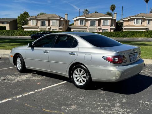 Used 2004 Lexus ES 330 image 6