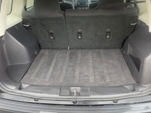 Used 2014 Jeep Patriot Sport w/ Power Value Group image 13