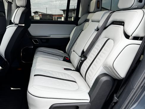 Used 2024 Rivian R1S Adventure AWD/4WD image 14