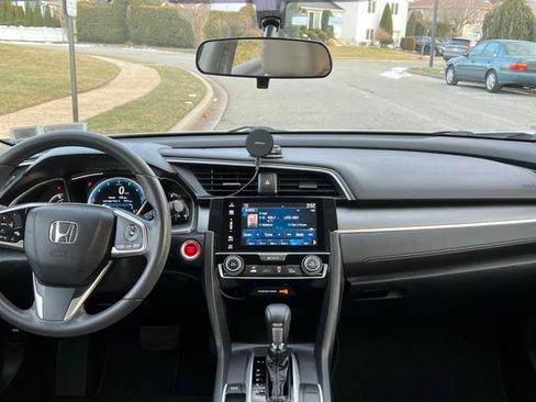 Used 2017 Honda Civic EX image 13