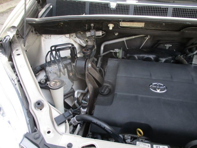 Used 2015 Toyota Sienna XLE FWD image 23
