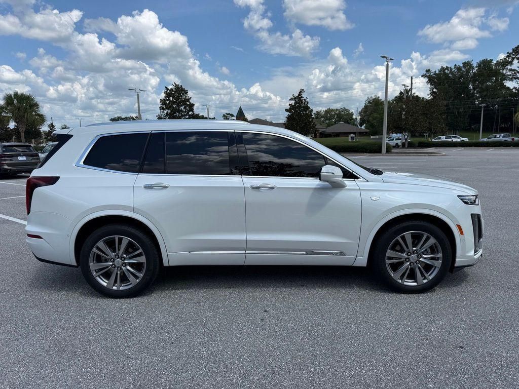 Used 2023 Cadillac XT6 Premium Luxury FWD image 4