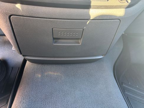 Used 2008 Dodge Ram 1500 Truck ST image 15