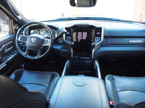 Used 2019 RAM 3500 Laramie image 13