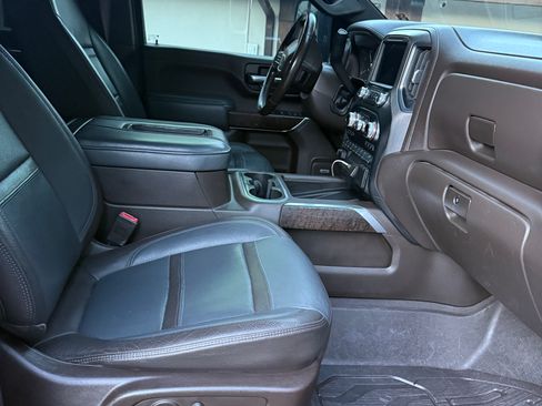 Used 2020 GMC Sierra 2500 Denali w/ Denali Ultimate Package image 10