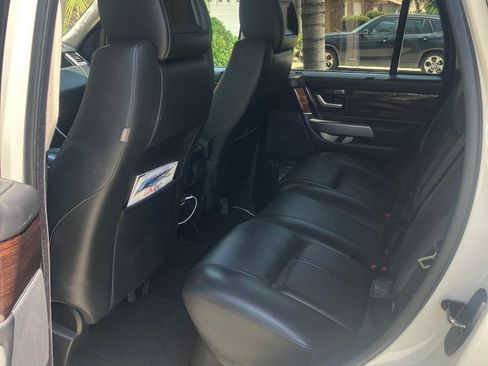Used 2008 Land Rover Range Rover Sport HSE image 8