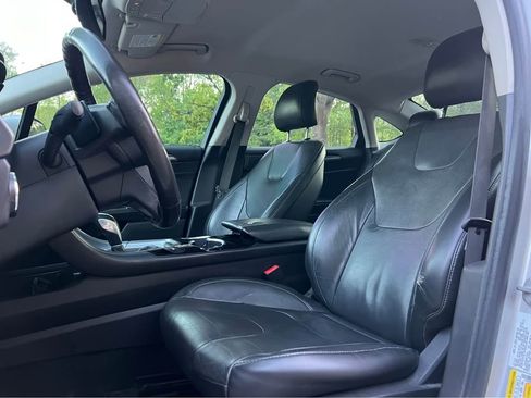 Used 2016 Ford Fusion Titanium image 10