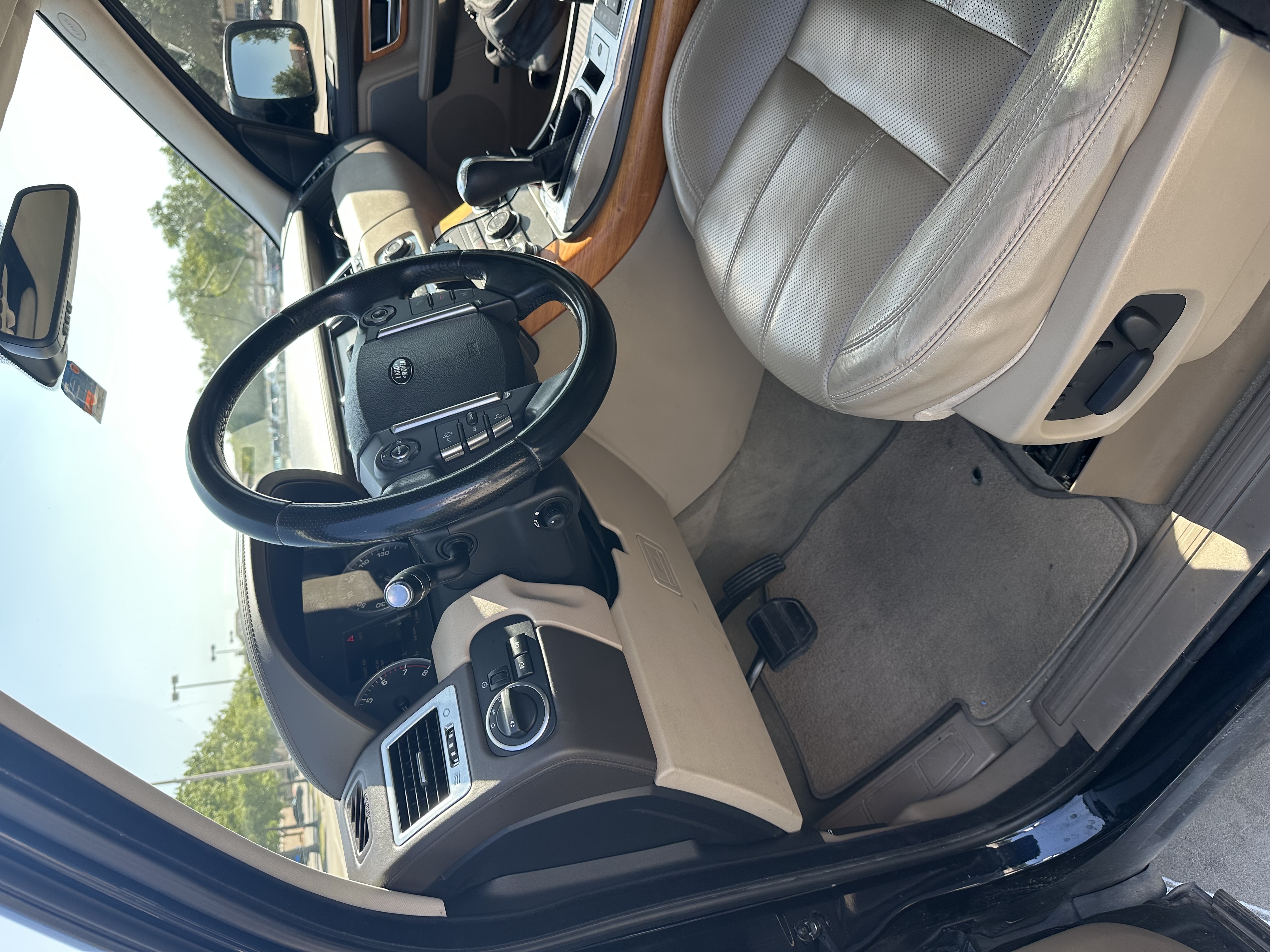 Used 2012 Land Rover Range Rover Sport HSE LUX AWD/4WD image 8