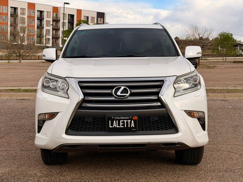 Used 2014 Lexus GX 460 w/ Premium Package AWD/4WD image 16