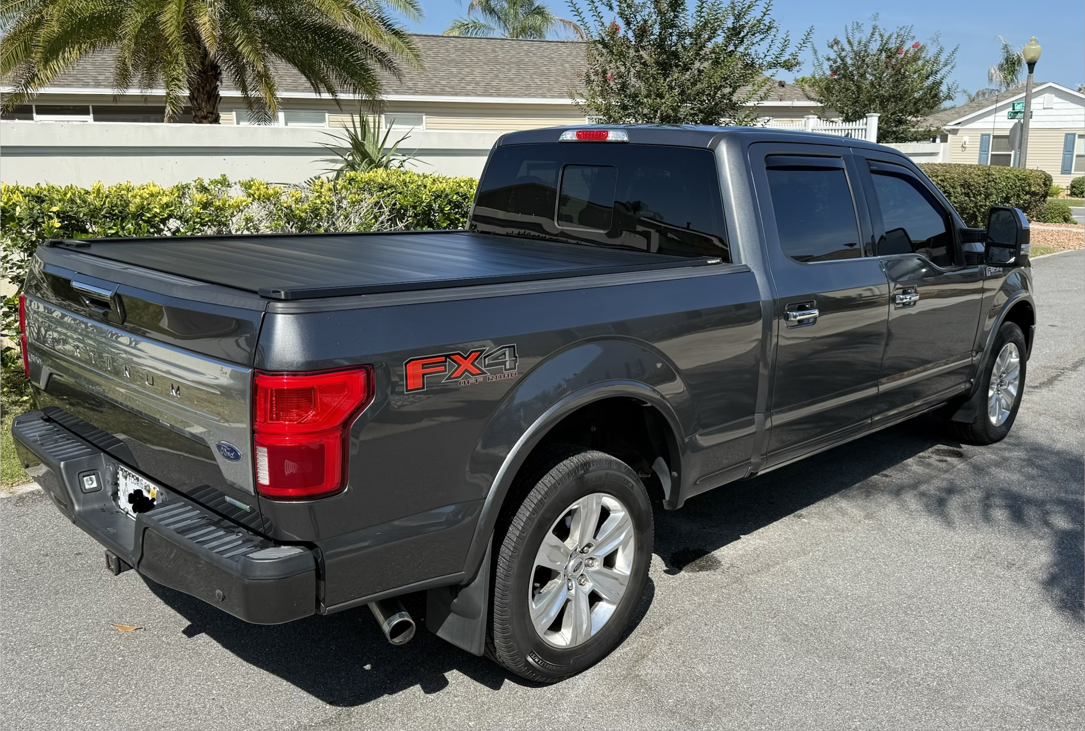 Used 2020 Ford F150 Platinum w/ Equipment Group 701A Luxury AWD/4WD image 8