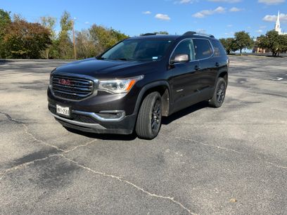 Used 2017 GMC Acadia SLT