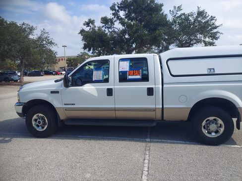 Used 1999 Ford F250 4x4 Crew Cab Super Duty image 2