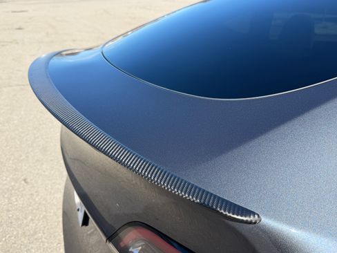 Used 2022 Tesla Model Y Performance image 14