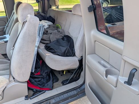 Used 2004 Chevrolet Silverado 1500 LS image 13