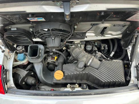 Used 2001 Porsche 911 Cabriolet image 8