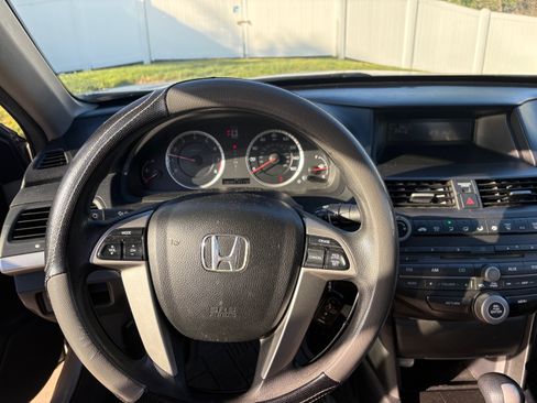 Used 2012 Honda Accord LX image 6