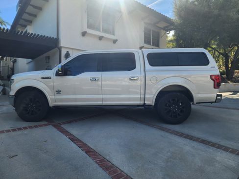 Used 2015 Ford F150 King Ranch w/ Equipment Group 601A Luxury image 6