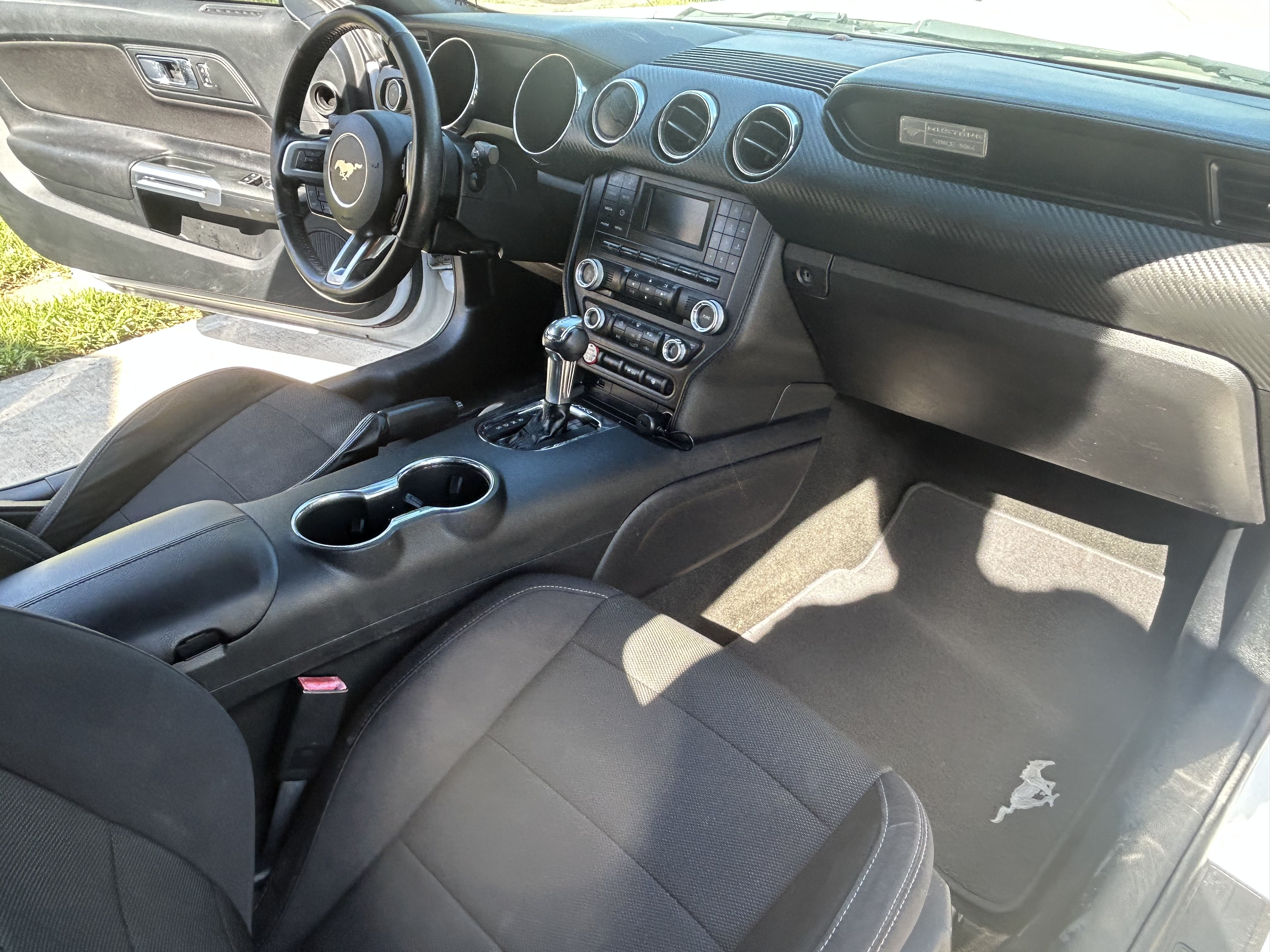 Used 2016 Ford Mustang Coupe w/ Equipment Group 051A RWD image 12