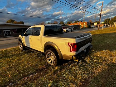 Used 2019 Ford F150 Raptor w/ Equipment Group 802A Luxury image 8