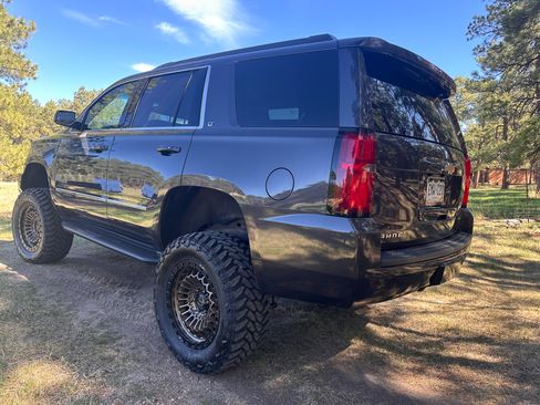 Used 2015 Chevrolet Tahoe LT w/ Luxury Package image 6