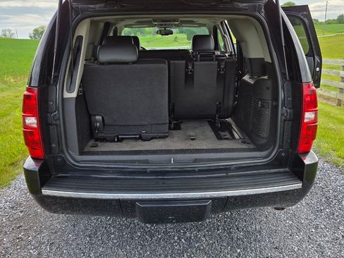 Used 2010 Chevrolet Tahoe LTZ AWD/4WD image 10