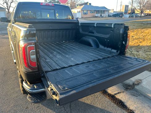 Used 2016 GMC Sierra 1500 SLT w/ SLT Premium Package image 6