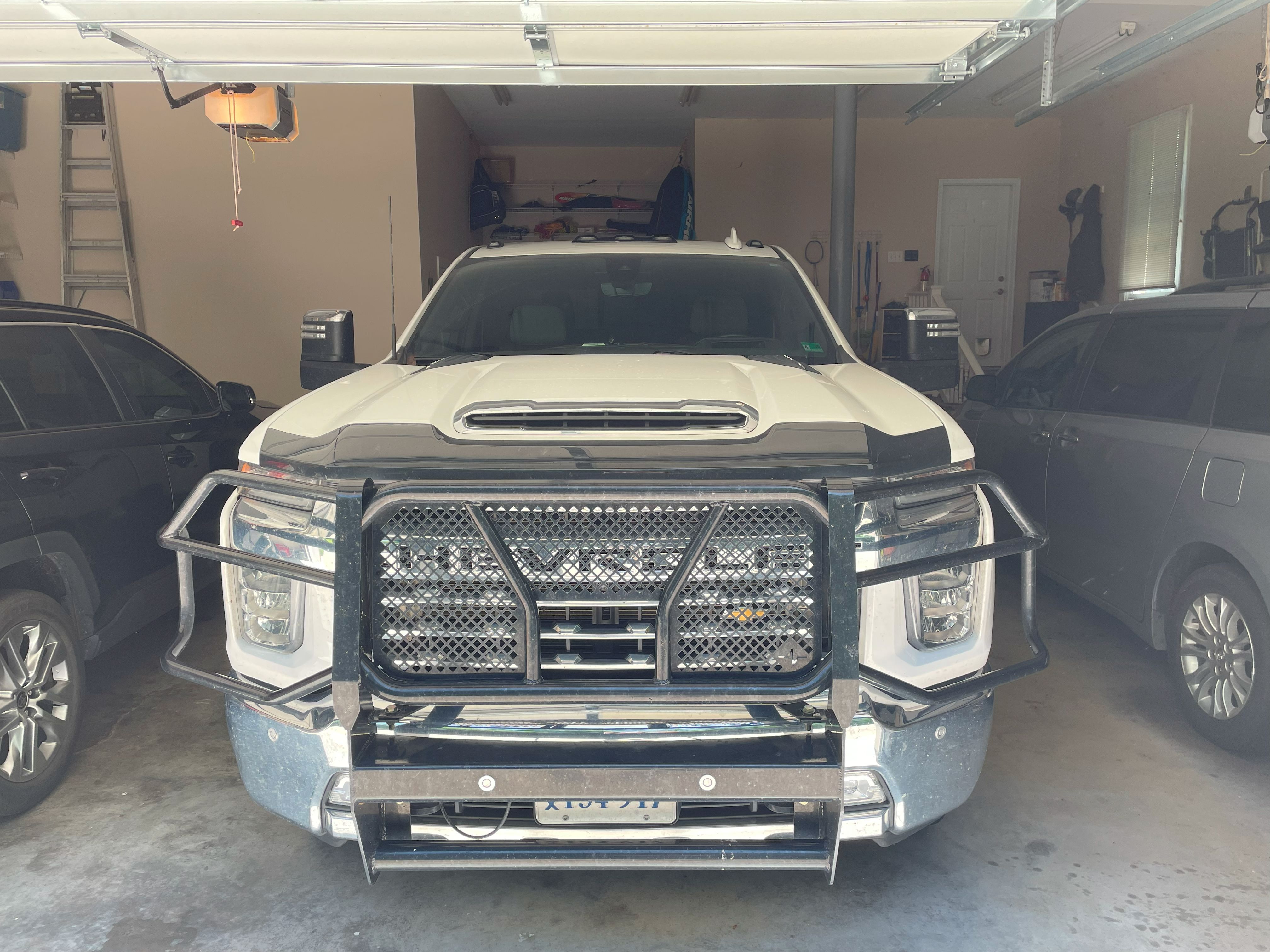 Used 2020 Chevrolet Silverado 3500 LTZ w/ LTZ Plus Package AWD/4WD image 2