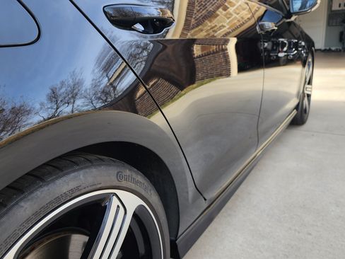 Used 2016 Volkswagen Golf 4-Door image 9