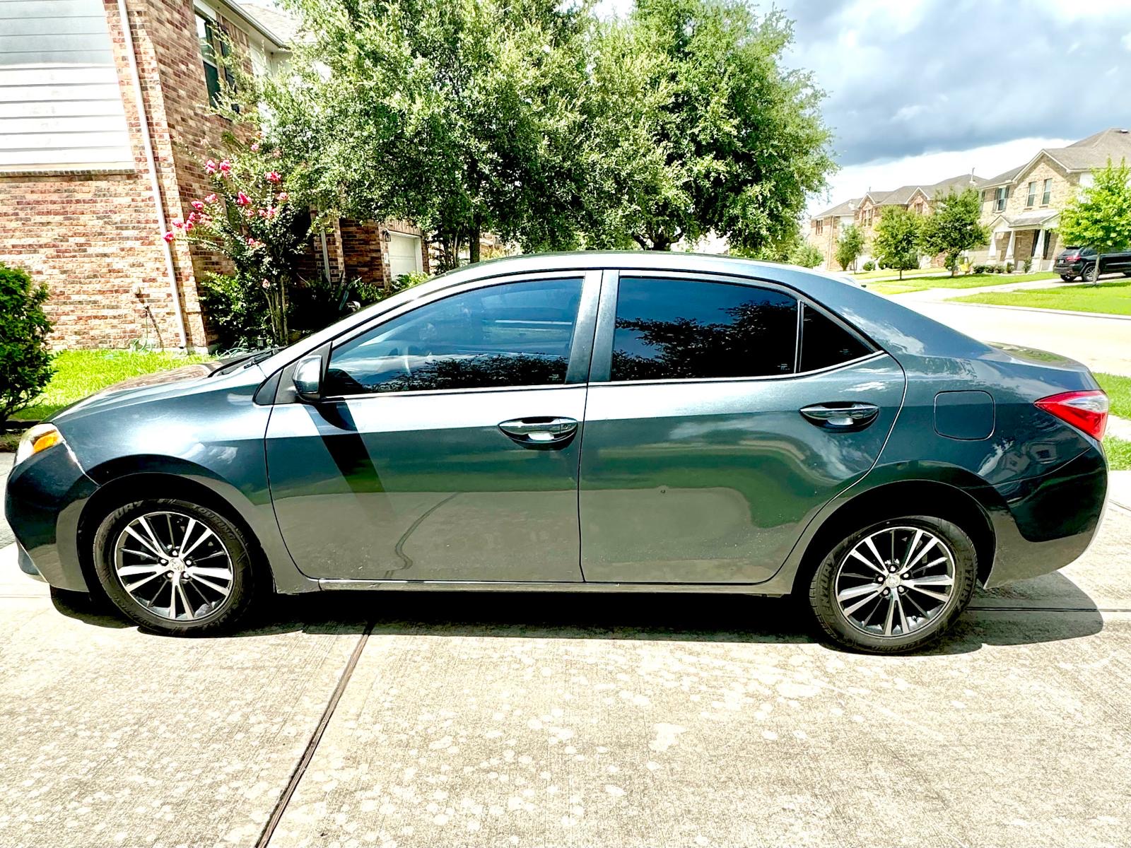 Used 2016 Toyota Corolla LE FWD image 8