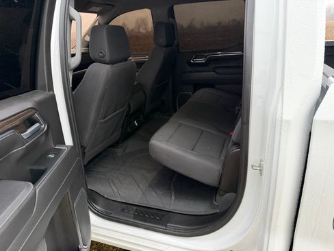 Used 2023 Chevrolet Silverado 1500 RST w/ Redline Edition image 11