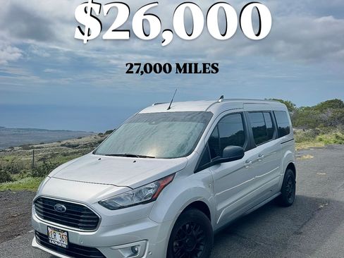 Used 2021 Ford Transit Connect XLT image 1